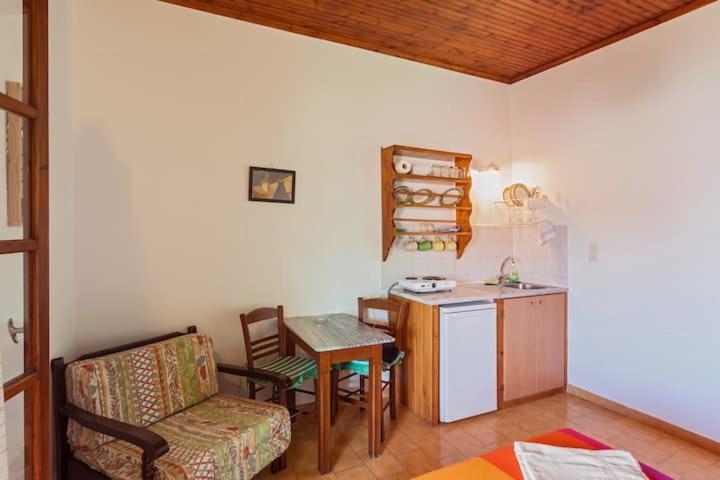 Ferienwohnung Eleni Del Sol Skopelos Zimmer foto